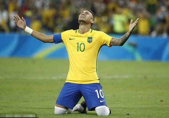 TK谈心中最佳阵容：梅罗入选、魔笛、齐达内、大罗、小罗在列（TK评心中最佳阵容：梅罗上榜，魔笛、齐达内、大罗、小罗悉数入围）