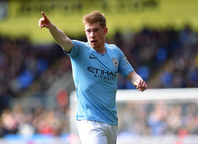 阿媒：埃切韦里想冬窗租回河床，但曼城希望再次租给欧洲球队（阿媒称埃切韦里想冬窗租返河床，曼城更愿将其再租往欧洲球队）